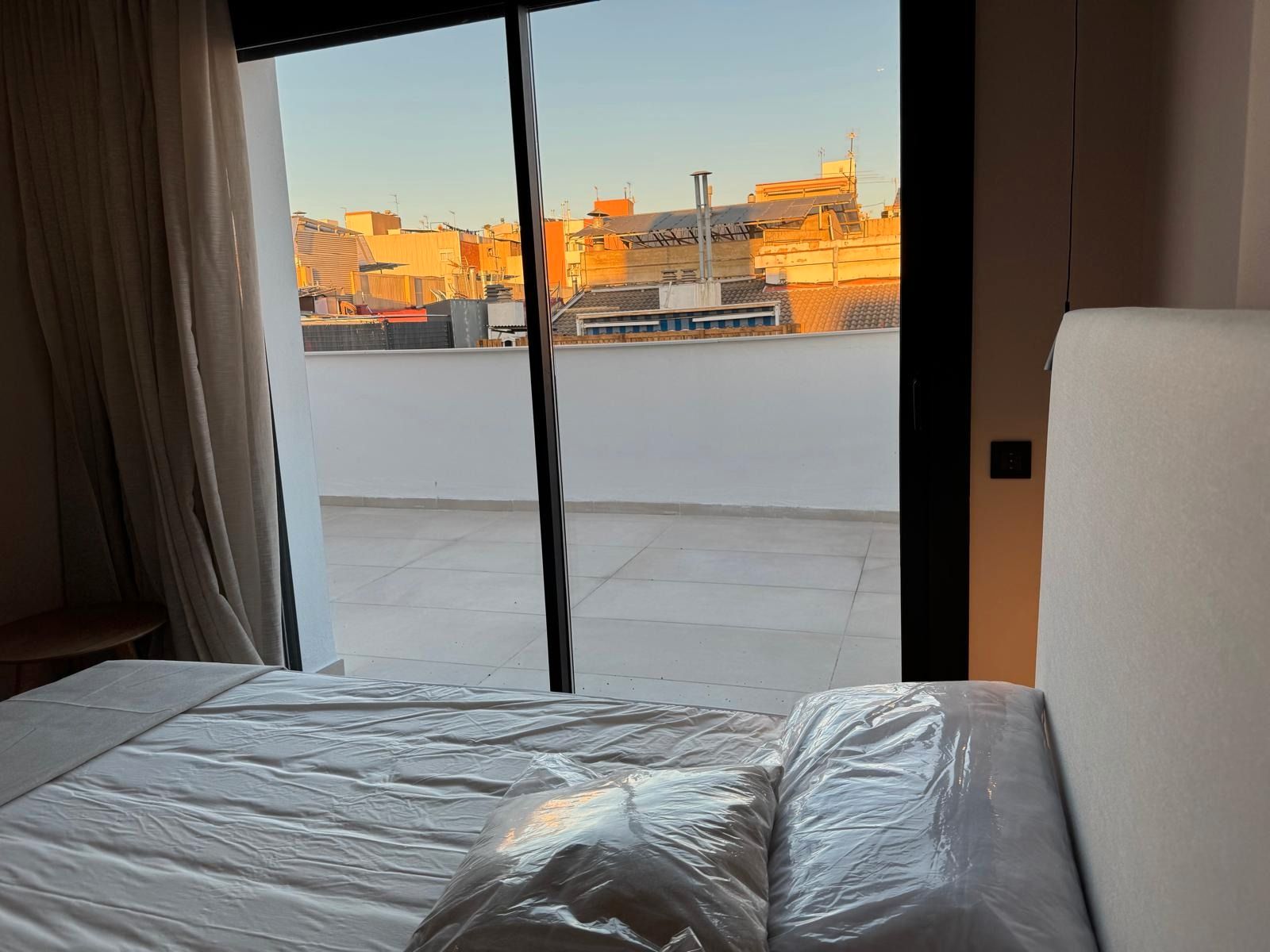 Bedroom of Attic to rent in Santa Coloma de Gramenet  with Air Conditioner, Terrace and Furnished