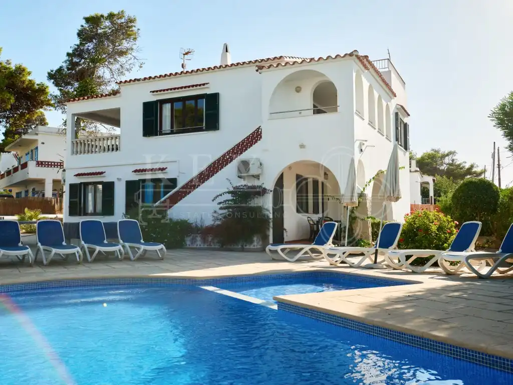 Villa con terrazza in vendita a Cala Blanca, imagen 2