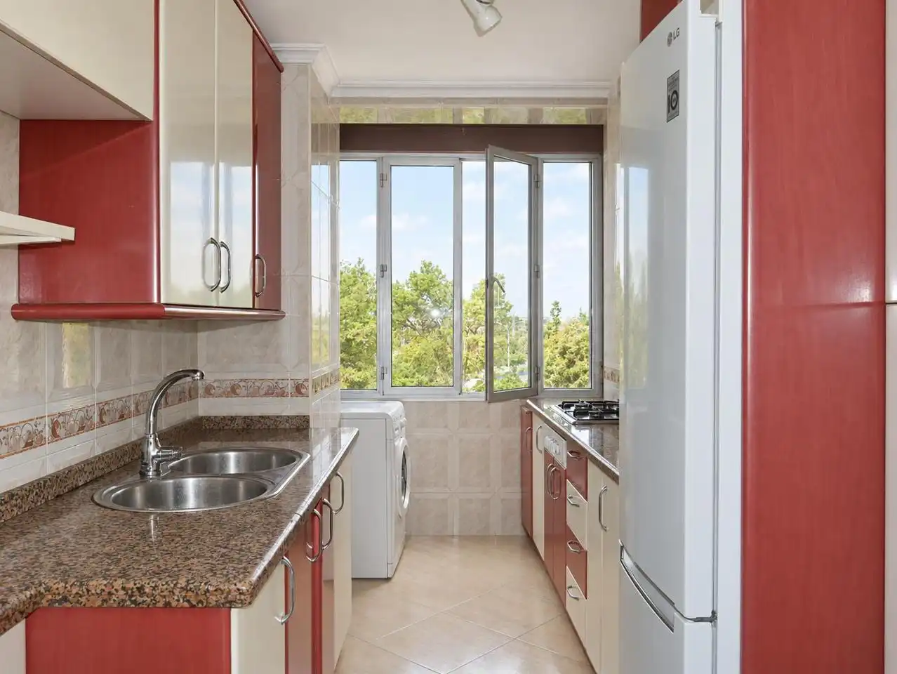 Kitchen of Flat for sale in Triana