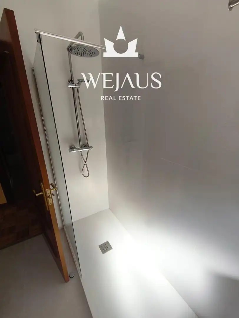Baño de Piso de alquiler en El Astillero   con Calefacción, Amueblado y Alarma