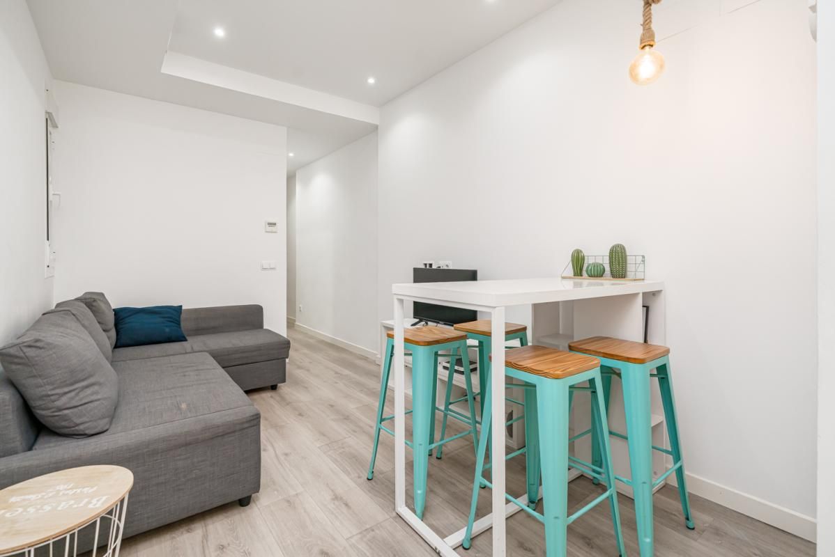 Sala de estar de Piso en venta en  Madrid Capital con Aire acondicionado y Amueblado