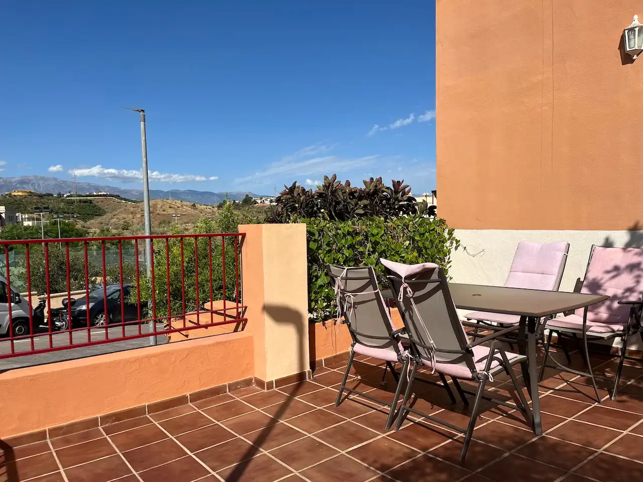 Terraza de Casa adosada en venta en Vélez-Málaga con Aire acondicionado, Calefacción y Jardín privado