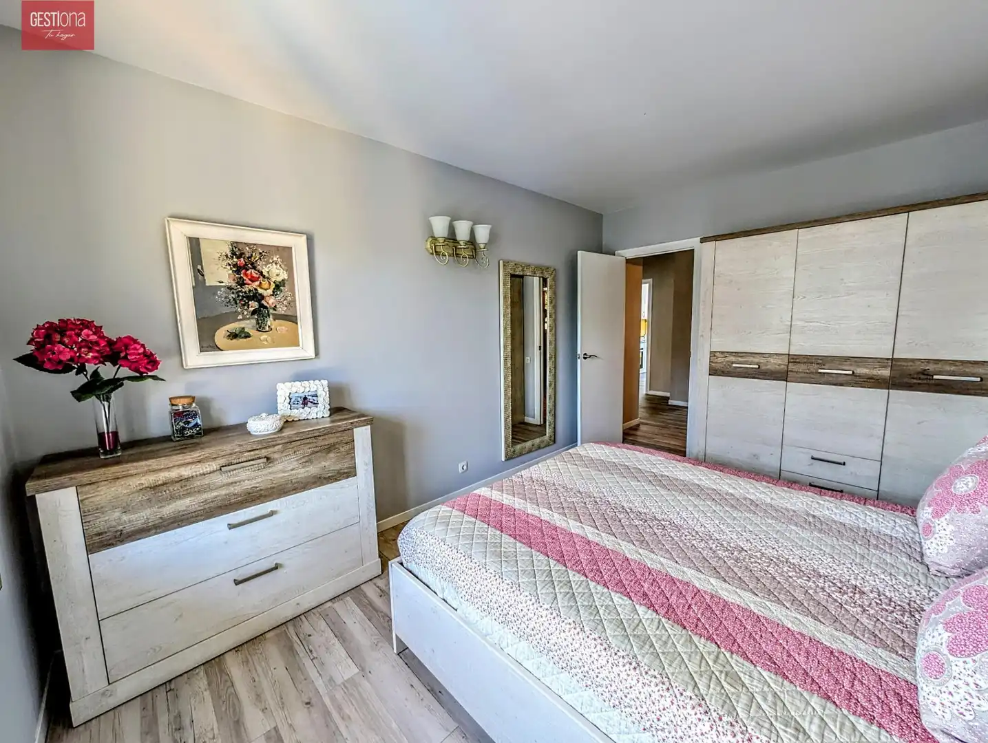 Dormitori de Apartament en venda en Arnuero