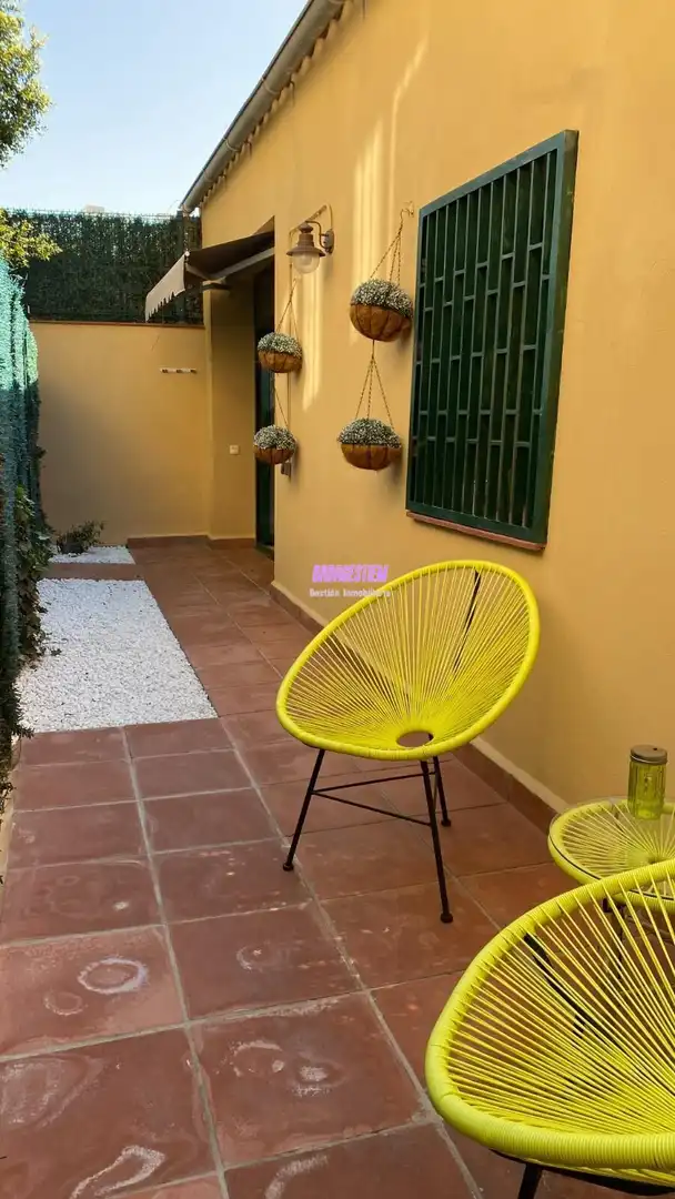 Terraza de Estudio de alquiler en Badalona con Amueblado
