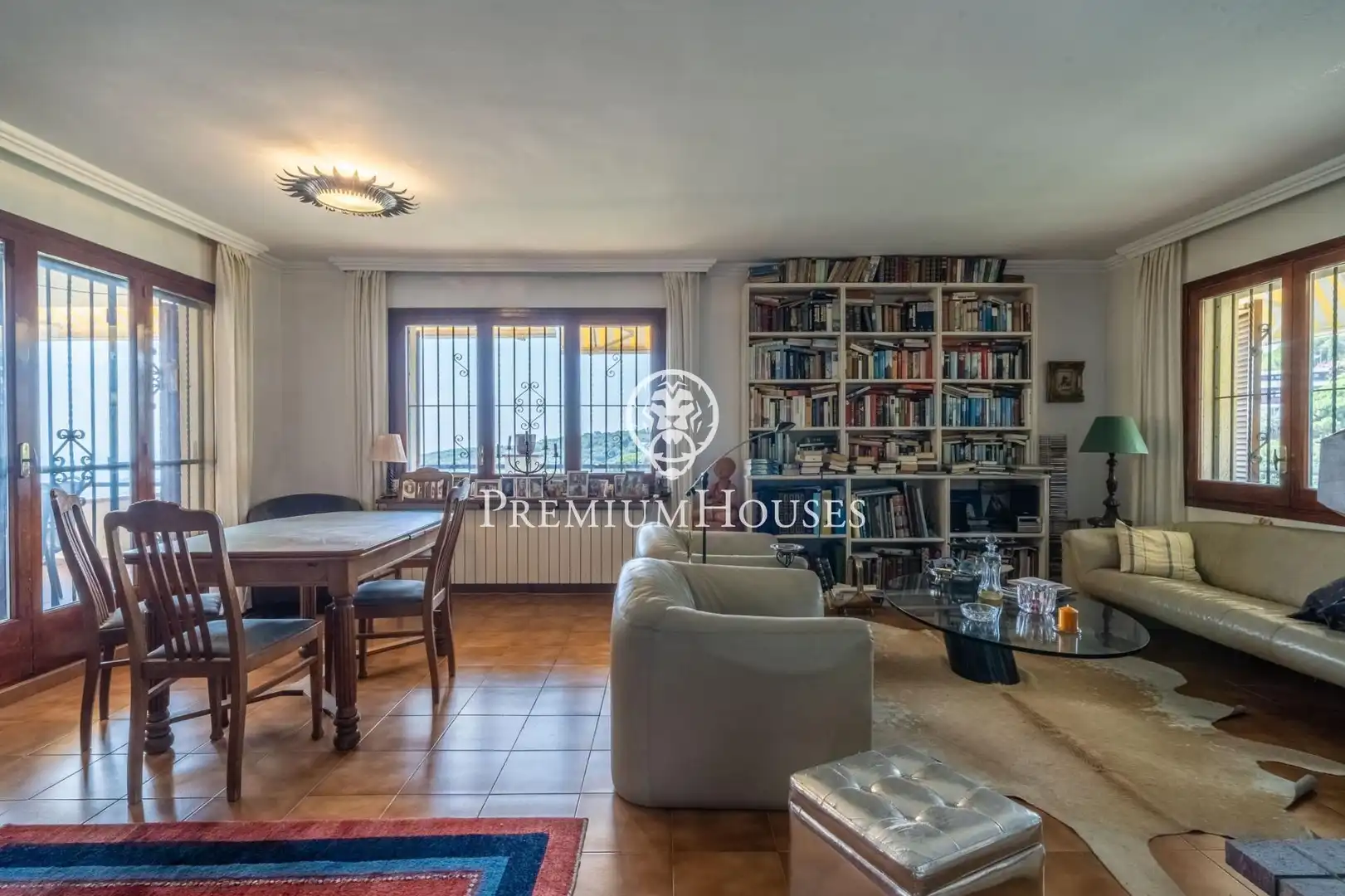 Sala d'estar de Casa o xalet en venda en Arenys de Munt amb Calefacció, Jardí privat i Terrassa