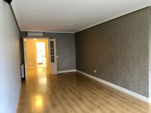 Sala d'estar de Pis de lloguer en Madrid amb Aire condicionat, Calefacció i Parquet