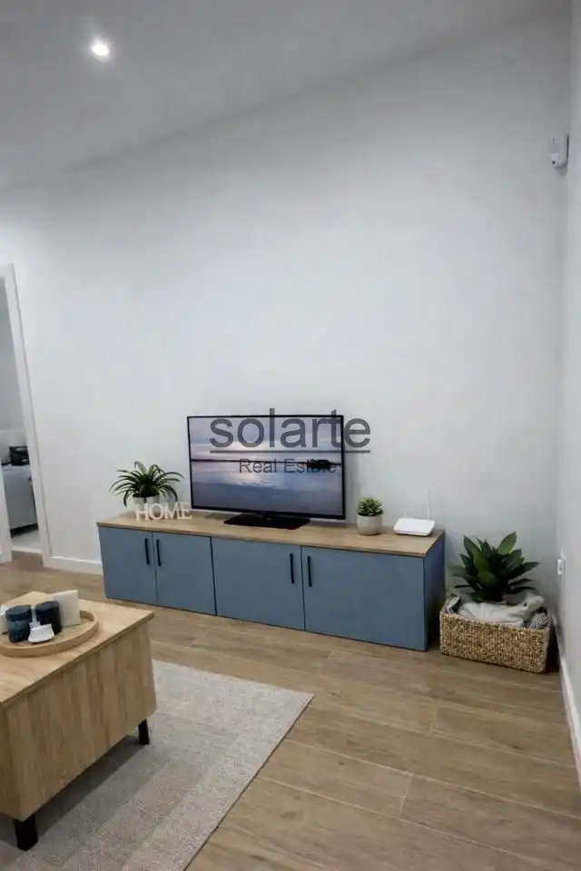 Wohnzimmer von Erdgeschoss zum Verkauf in L'Hospitalet de Llobregat mit Parkett und Terrasse