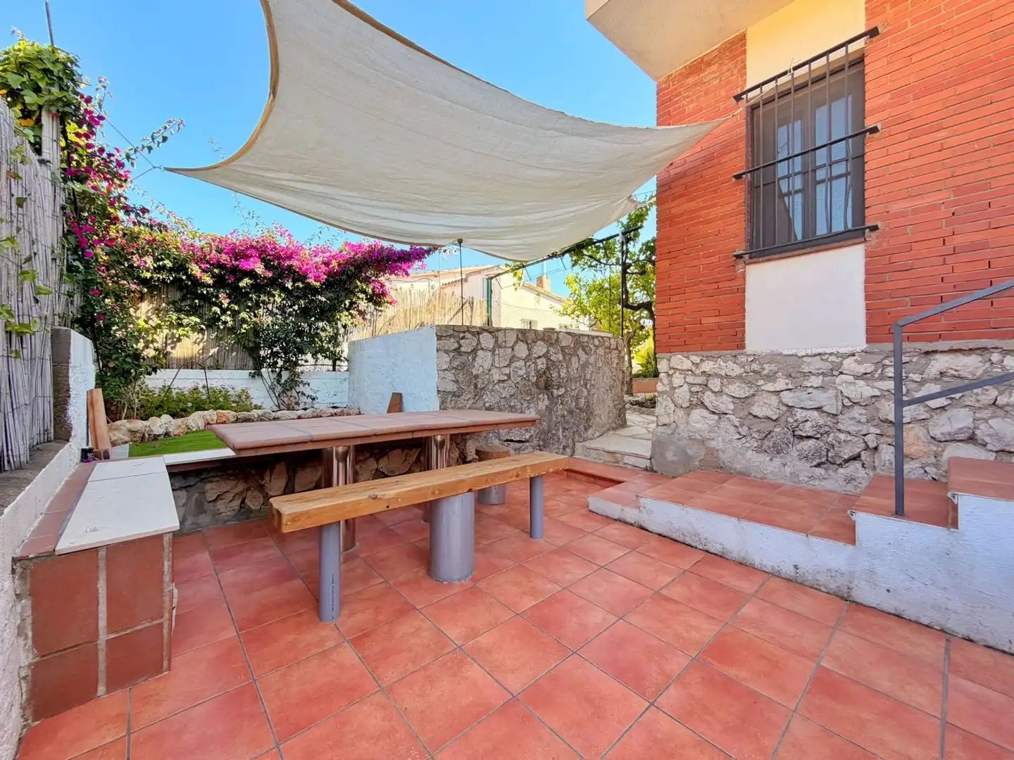 Terrassa de Casa o xalet en venda en Canyelles amb Terrassa, Traster i Piscina