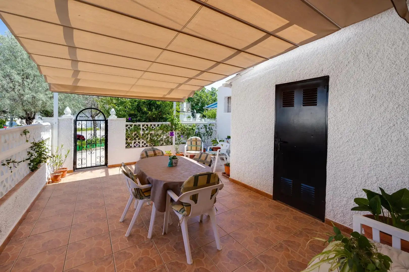 Casa amb jardí en venda a MANUEL BENITEZ-EL CORDOBE, imagen 3