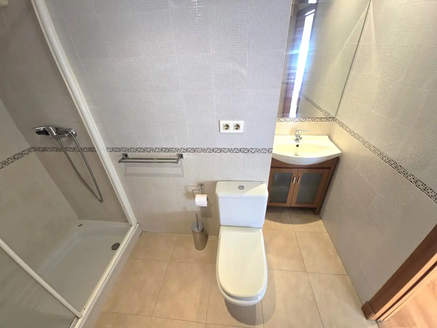 Bathroom of Apartments for rent in Cáceres  with Air Conditioner, Heating and Furnished