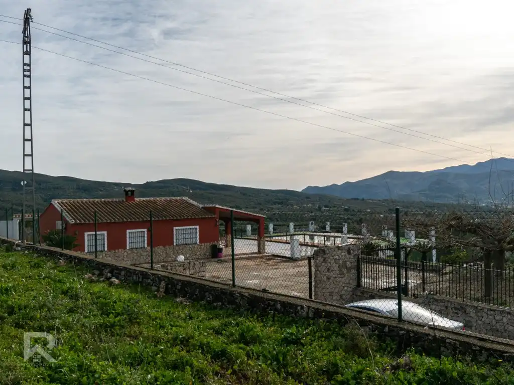 Vista exterior de Casa o chalet en venta en Llutxent