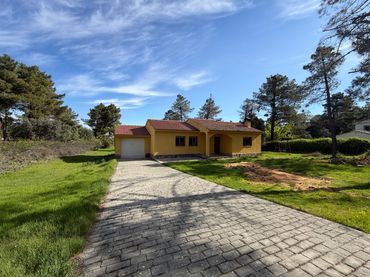 Villa mit Garten zum Verkauf in Calle de los Lirios 66