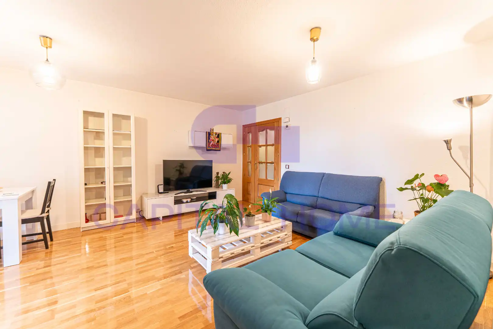 Sala d'estar de Pis en venda en Móstoles amb Aire condicionat, Calefacció i Parquet