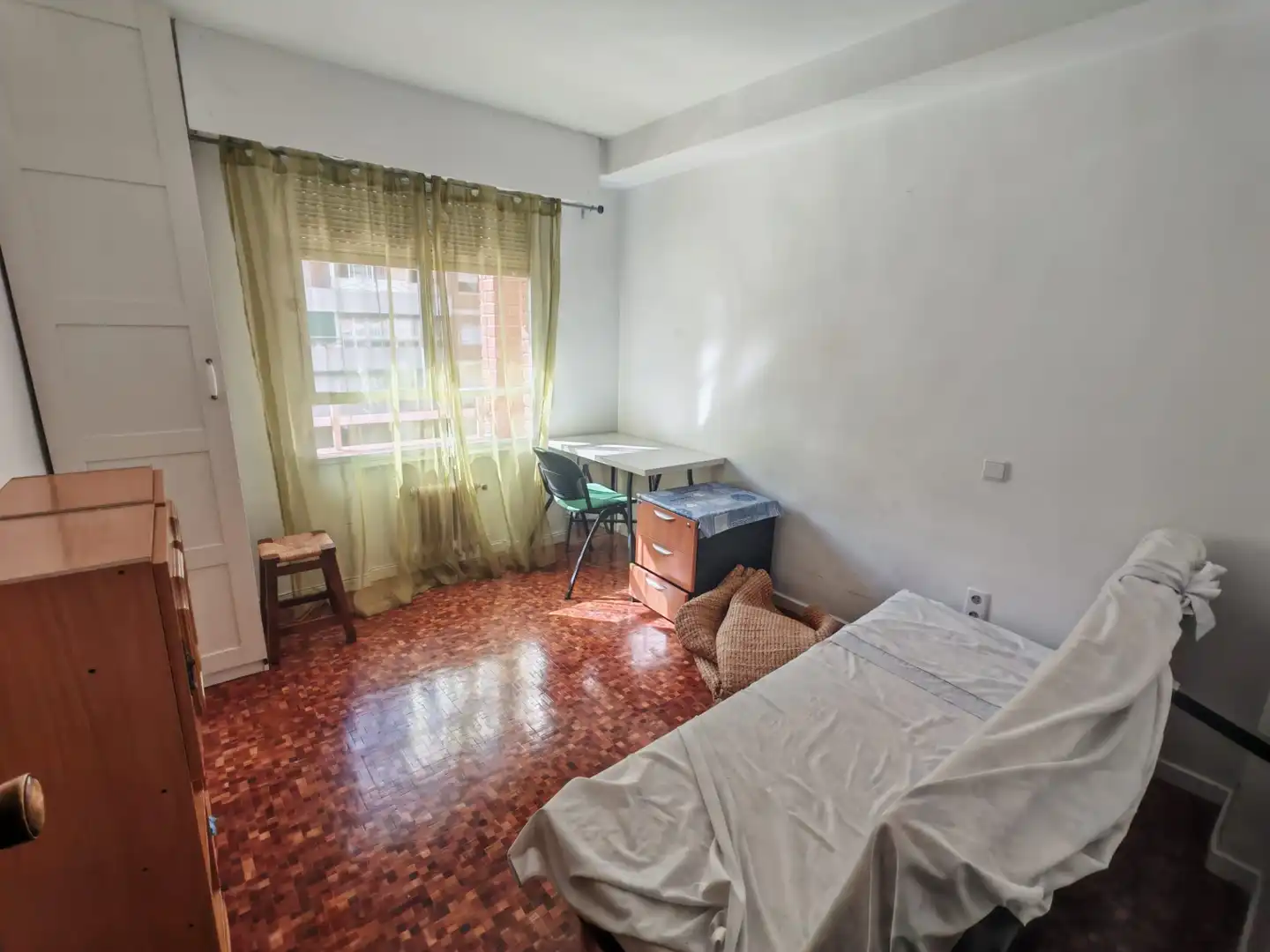 Bedroom of Flat for sale in Móstoles  with Heating, Parquet flooring and Terrace