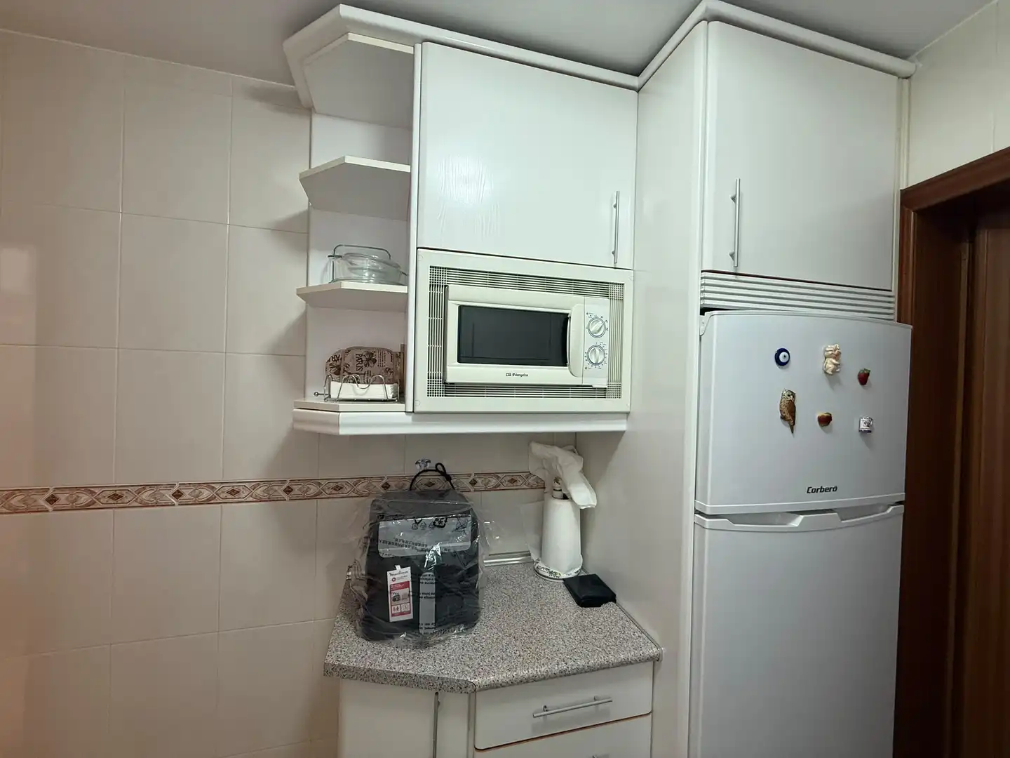 Cuina de Pis de lloguer en Madrid amb Aire condicionat, Calefacció i Balcó