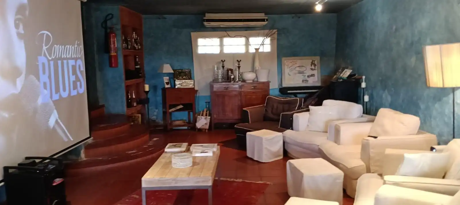 Living room of Country homes for sale in Subirats  with Air Conditioner, Heating and Private garden