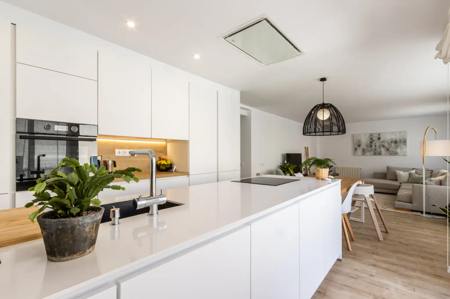 Küche von Wohnung zum Verkauf in Terrassa mit Klimaanlage, Heizung und Parkett