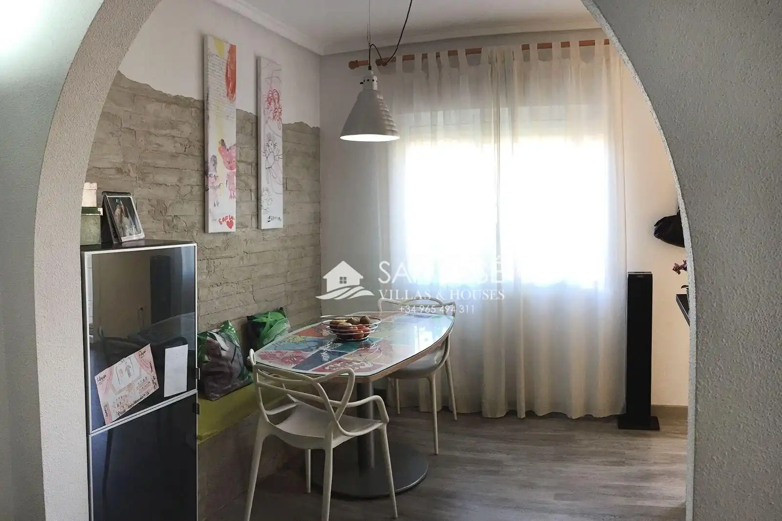 Sala d'estar de Casa adosada en venda en Monforte del Cid amb Aire condicionat, Calefacció i Jardí privat