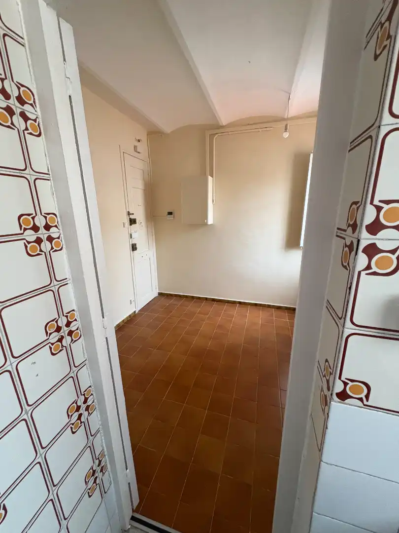 Estudi de lloguer a Carrer de Còrsega, Vila de Gràcia