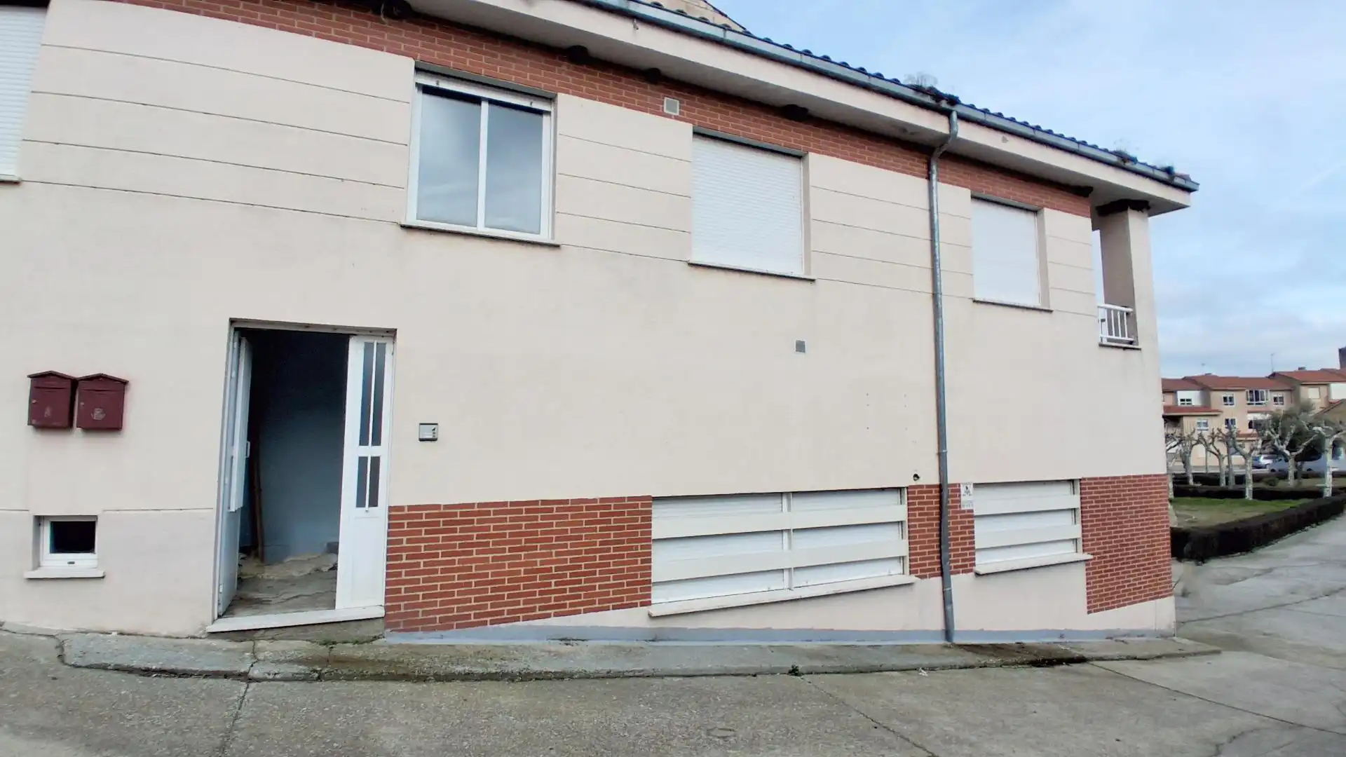 Exterior view of Houses for sale in Ledesma