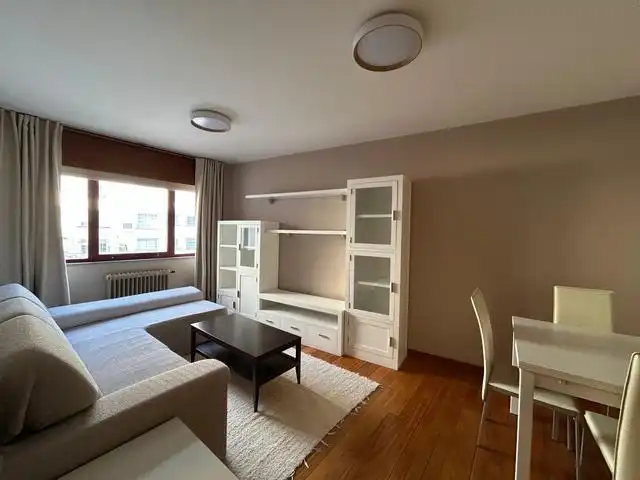 Sala de estar de Apartamento de alquiler en Ames con Calefacción y Amueblado