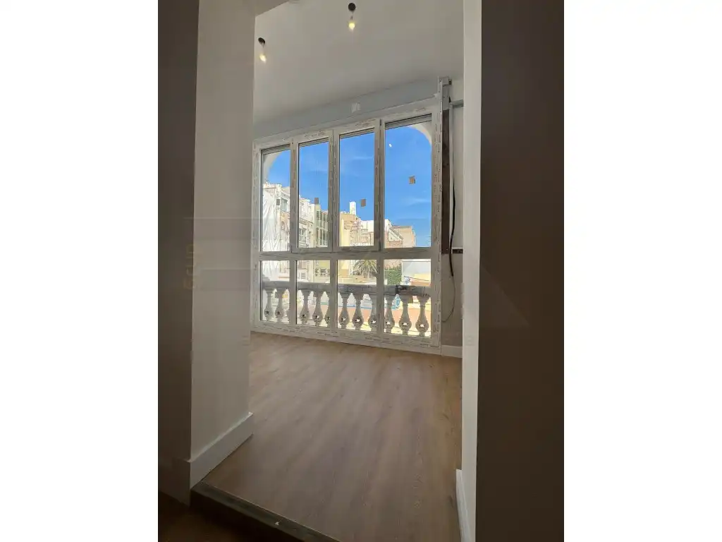 Habitación de Piso en venta en Tarragona con Aire acondicionado, Horno y Microondas