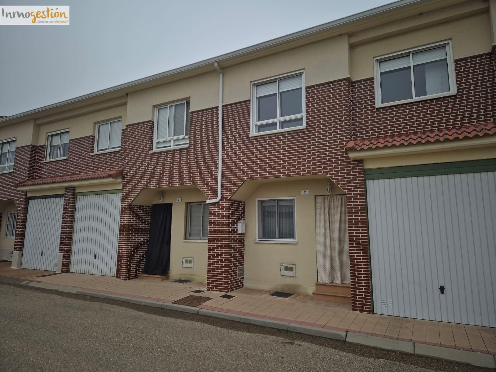 Exterior view of Single-family semi-detached for sale in Valdestillas  with Heating, Private garden and Community pool