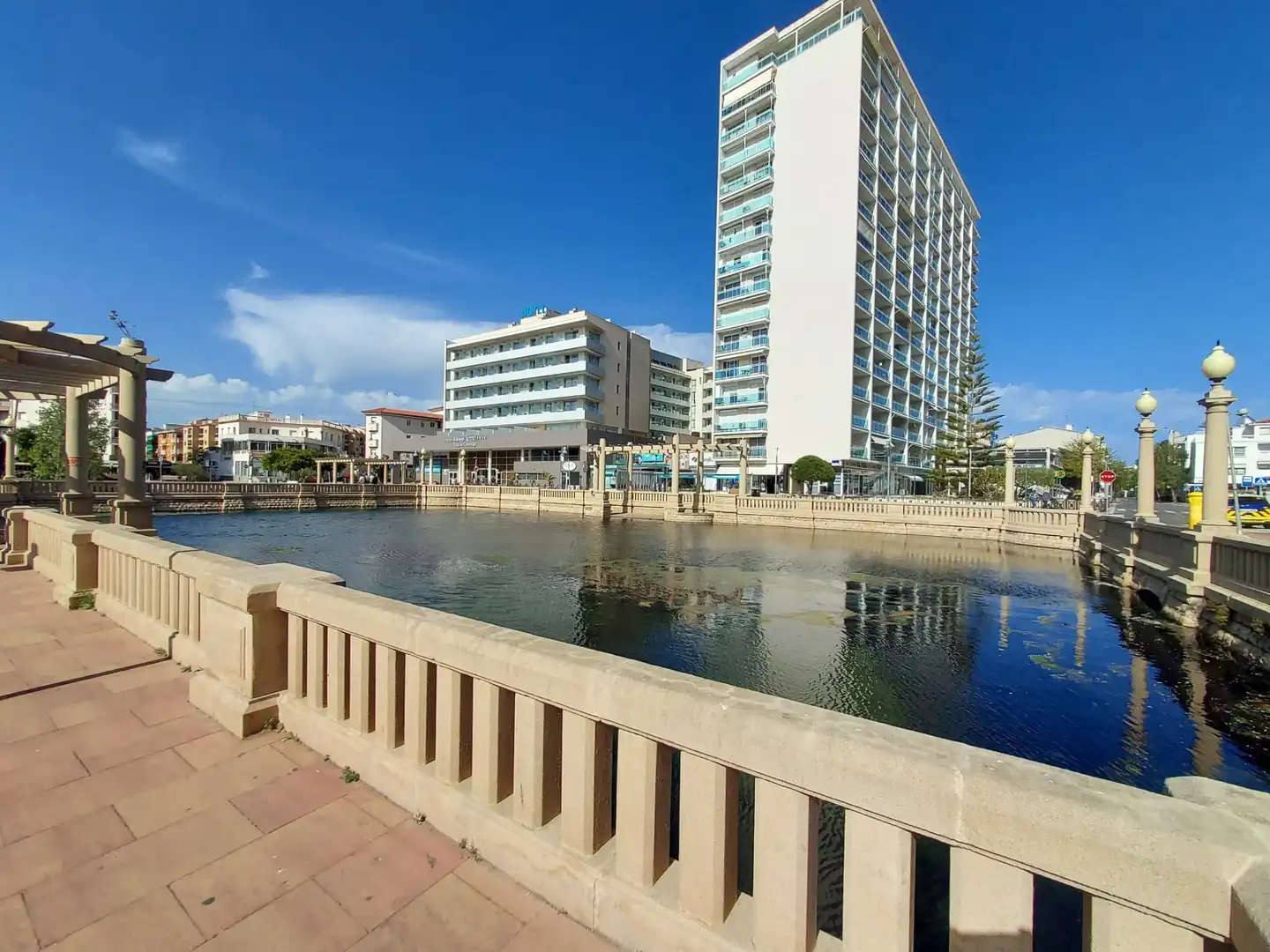 Exterior view of Apartments for sale in El Vendrell  with Air Conditioner, Heating and Terrace