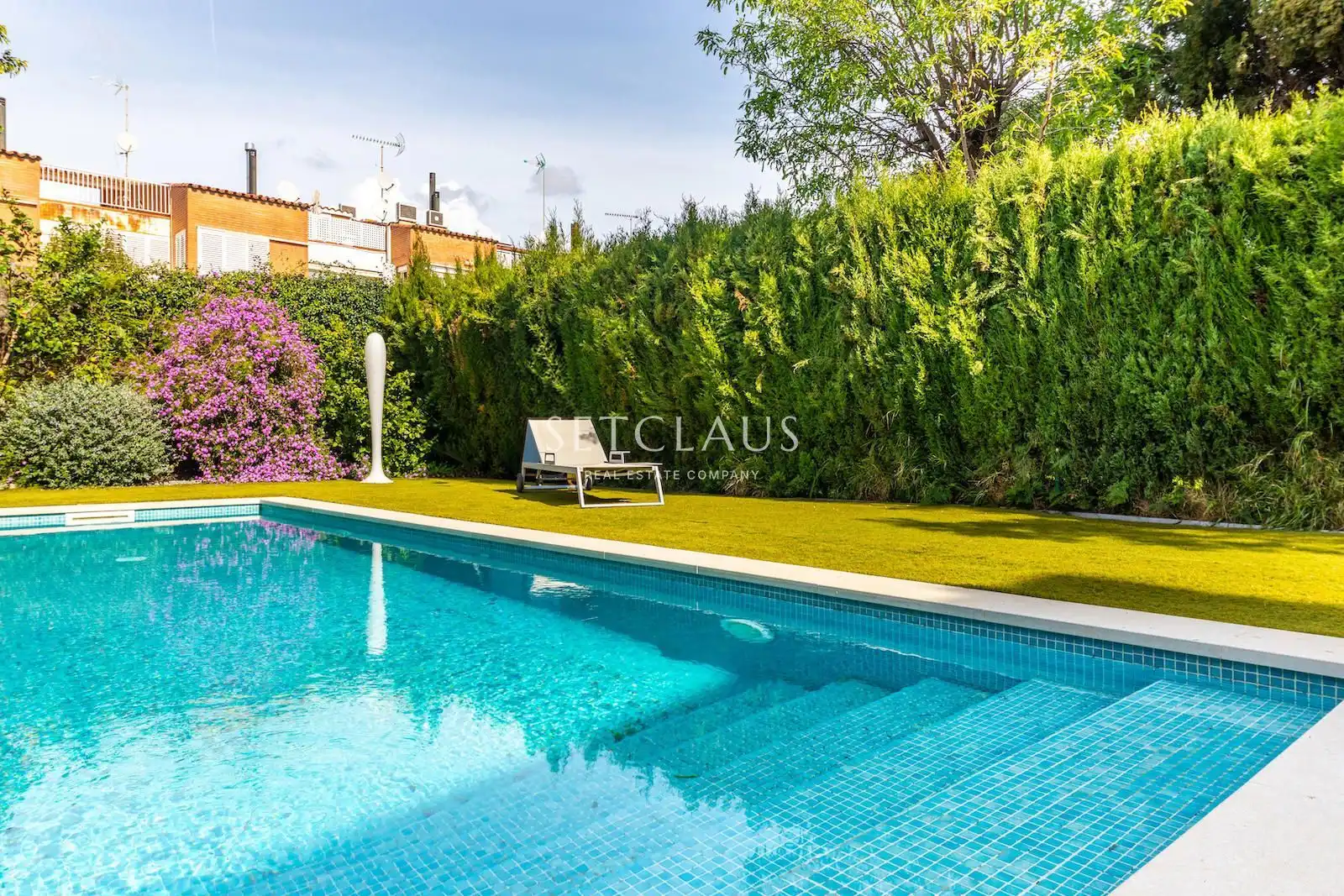 Piscina de Casa adosada en venta en Premià de Mar con Aire acondicionado, Calefacción y Jardín privado