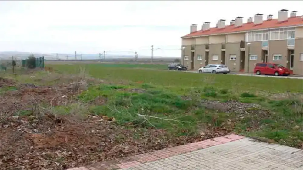 Residential land for sale in Calle Juan Manuel Durán