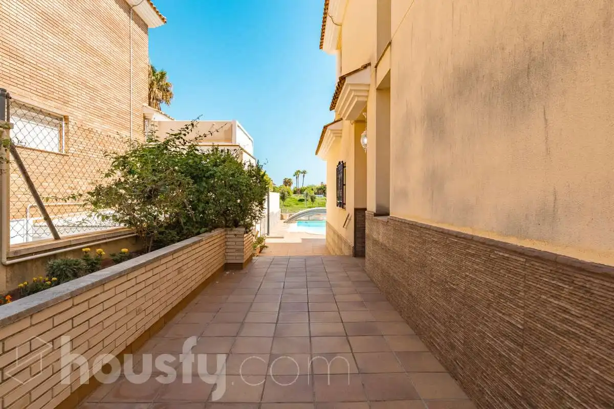 Vista exterior de Casa o chalet en venta en Calafell con Aire acondicionado, Calefacción y Jardín privado