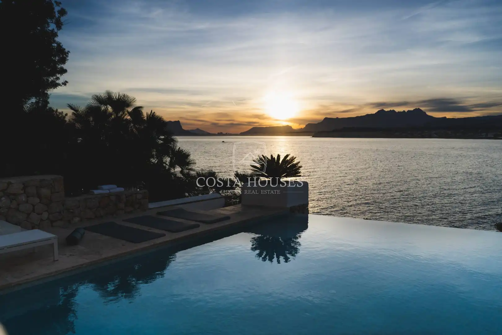 Swimming pool of Houses for sale in Moraira  with Air Conditioner, Private garden and Terrace