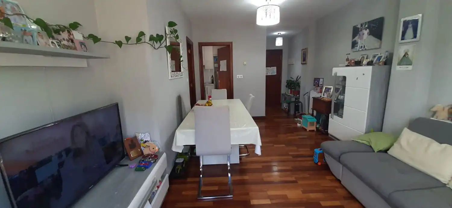 Comedor de Piso en venta en Solórzano con Calefacción, Parquet y Trastero