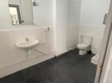 Foto 5 von Fabrikhallen zur Miete in Centre, L'Hospitalet de Llobregat