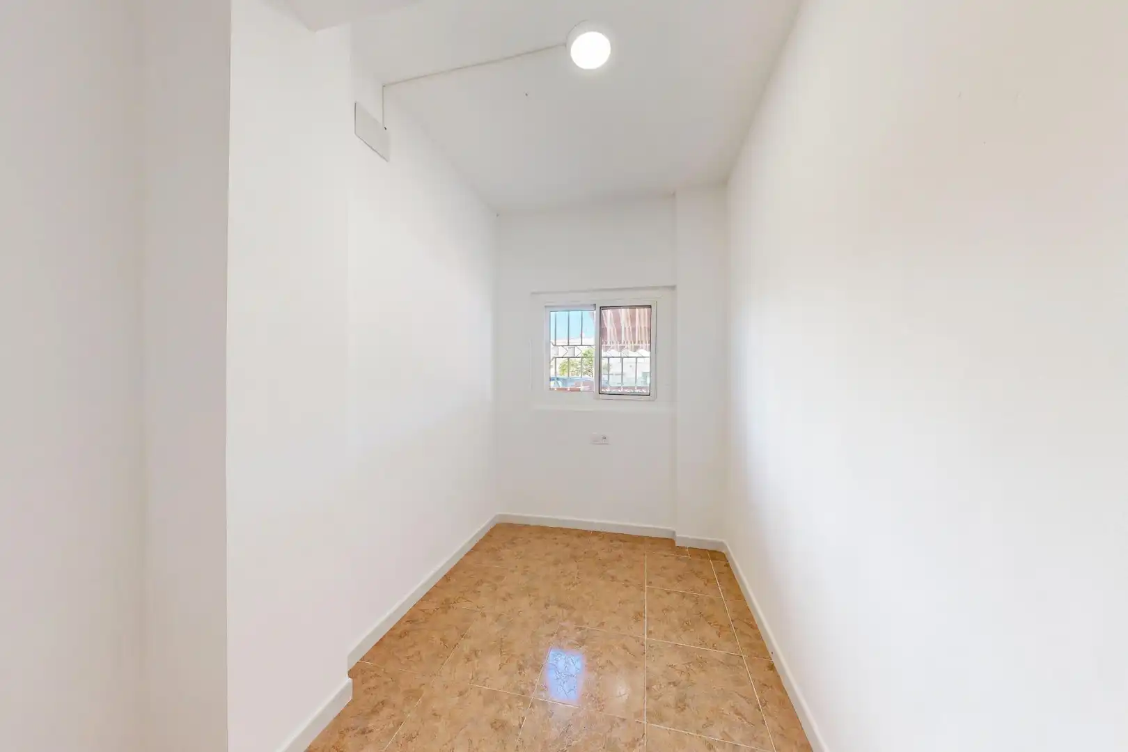 Habitación de Planta baja en venta en Cartagena con Aire acondicionado, Calefacción y Jardín privado