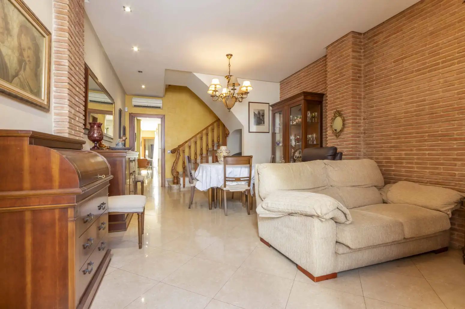Casa o chalet en venta en Rafelbuñol / Rafelbunyol con Trastero y Balcón