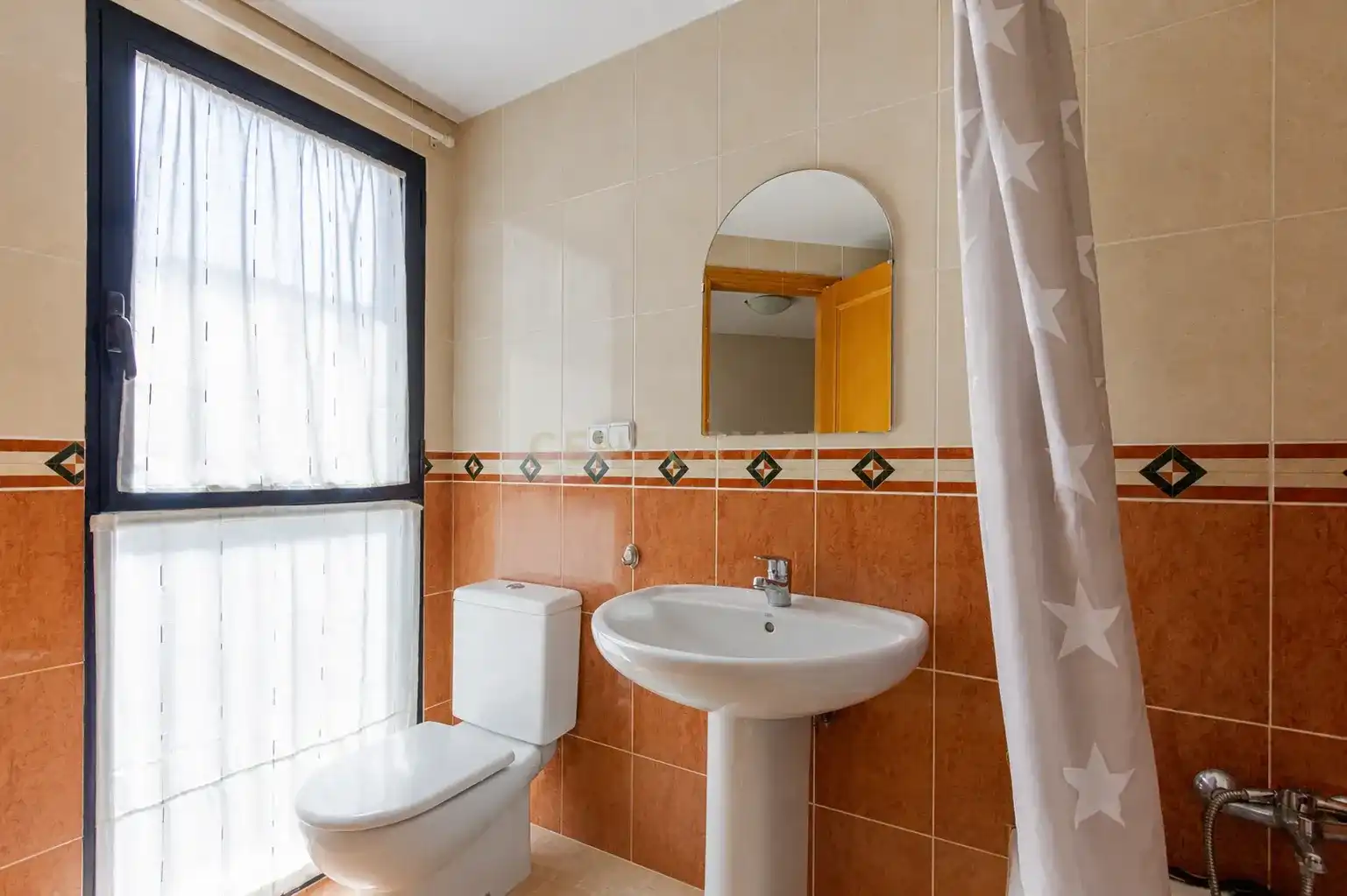 Baño de Apartamento en venta en Calpe / Calp con Aire acondicionado, Piscina y Lavadora