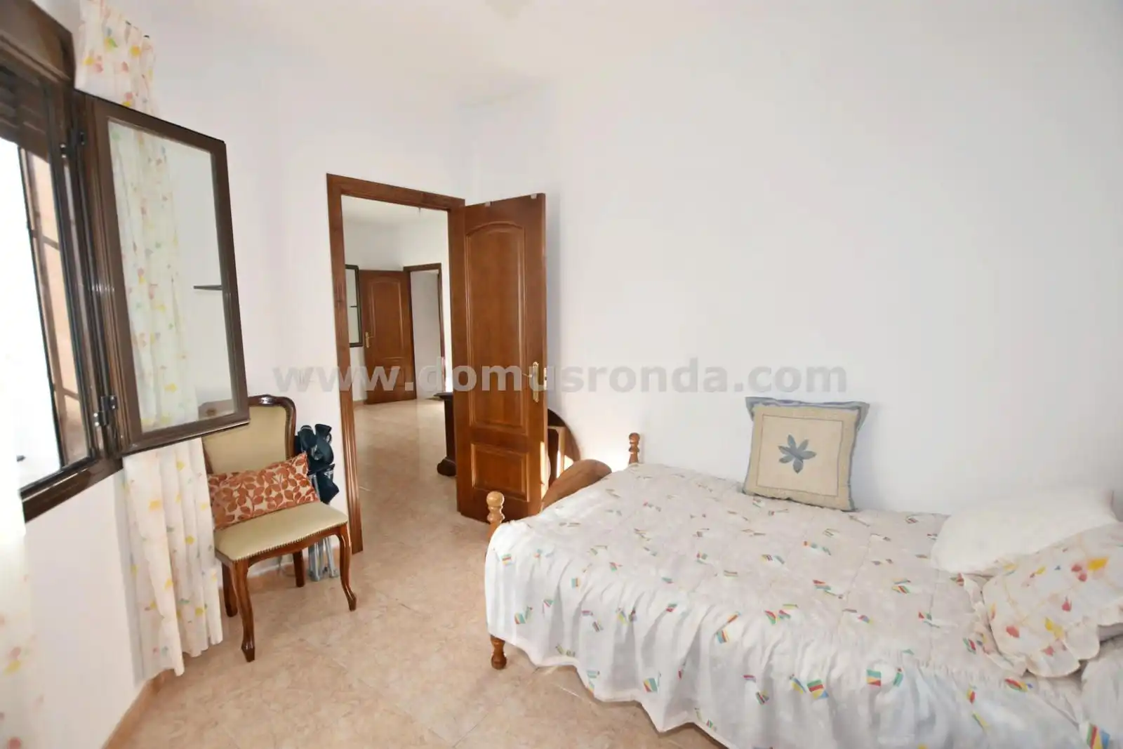 Bedroom of Houses for sale in Ronda