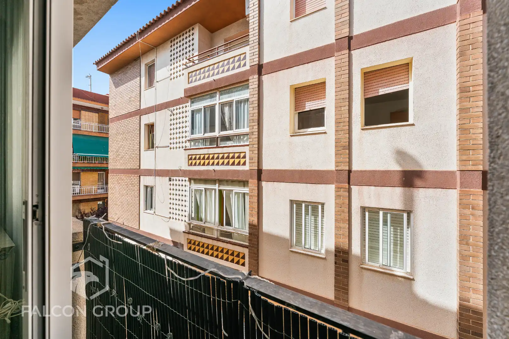 Vista exterior de Piso en venta en Valls con Amueblado y Balcón