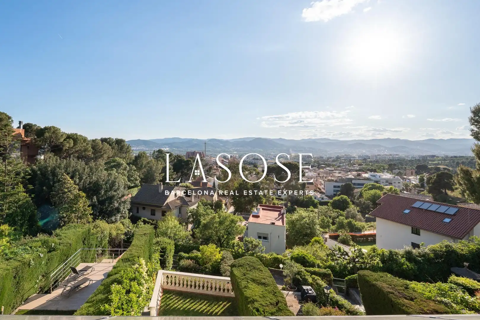 Exterior view of Houses for rent in Sant Just Desvern  with Heating, Private garden and Terrace