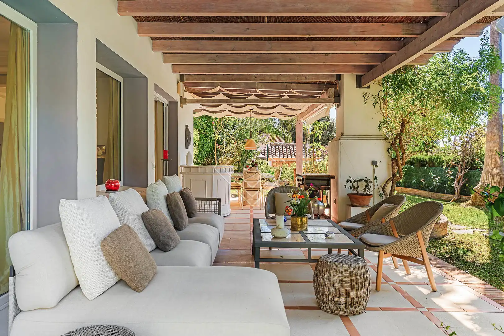 Chalet con piscina en venta en Milla de Oro, imagen 16