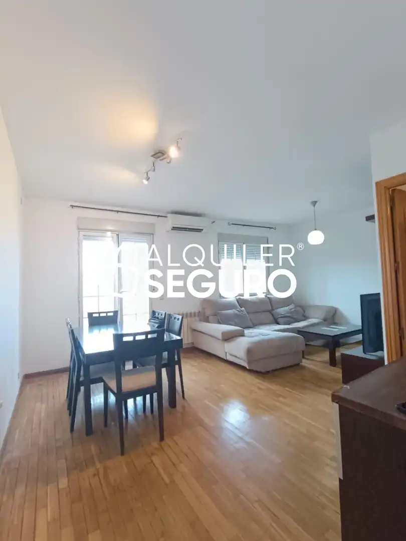 Sala de estar de Ático de alquiler en Getafe con Aire acondicionado, Calefacción y Terraza