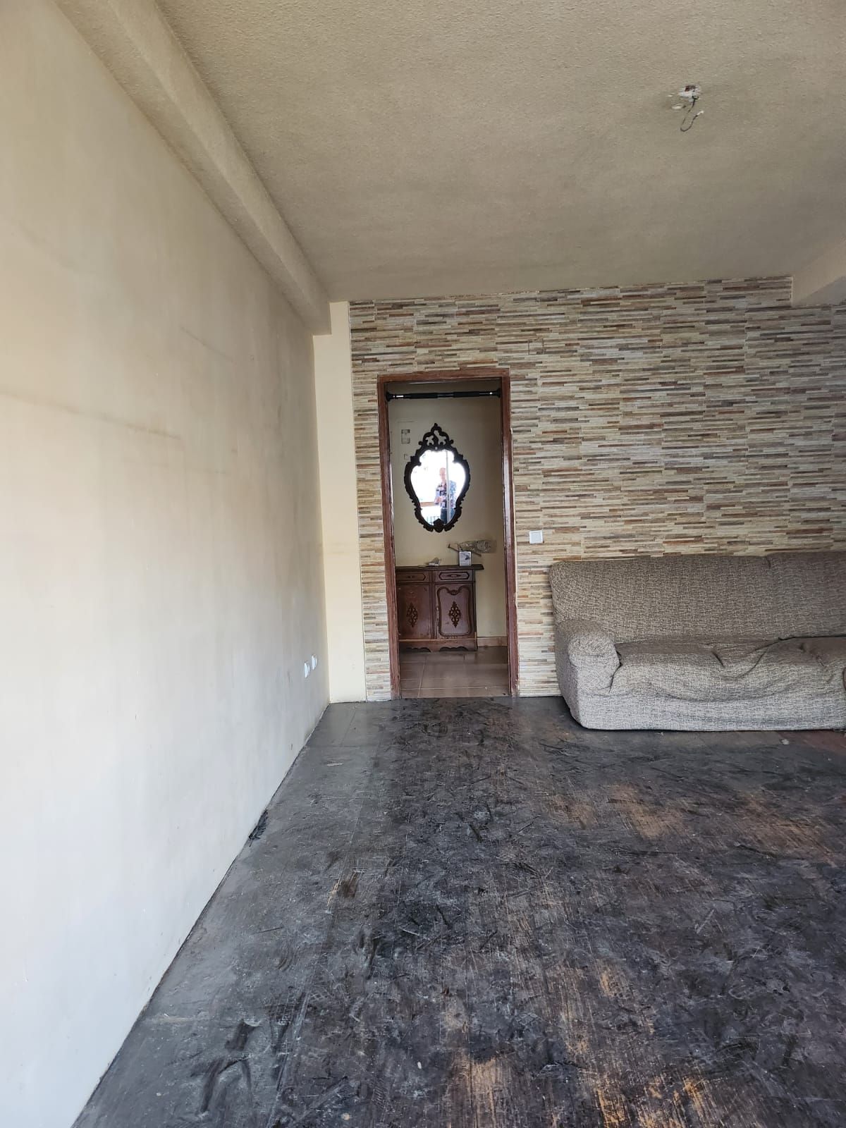 Flat for sale in Parla  with Air Conditioner, Heating and Terrace
