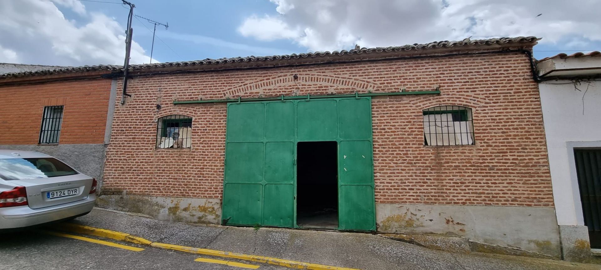 Vista exterior de Local en venda en Escalonilla