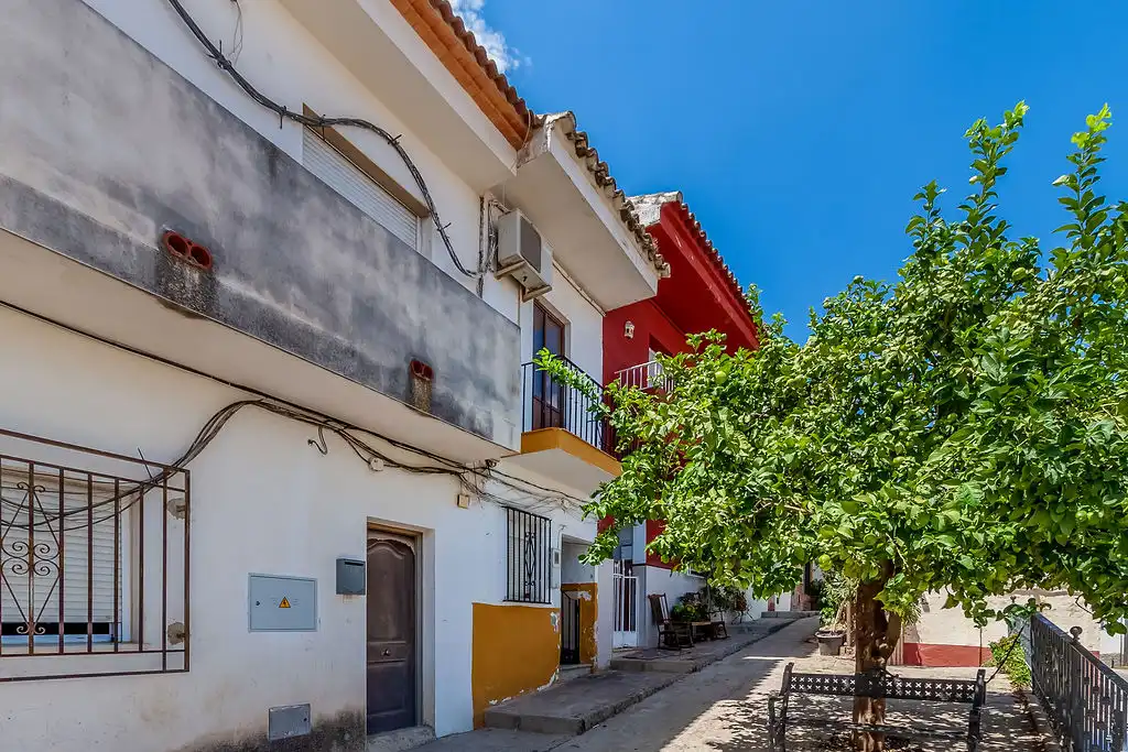 Vista exterior de Casa adosada en venta en Alameda