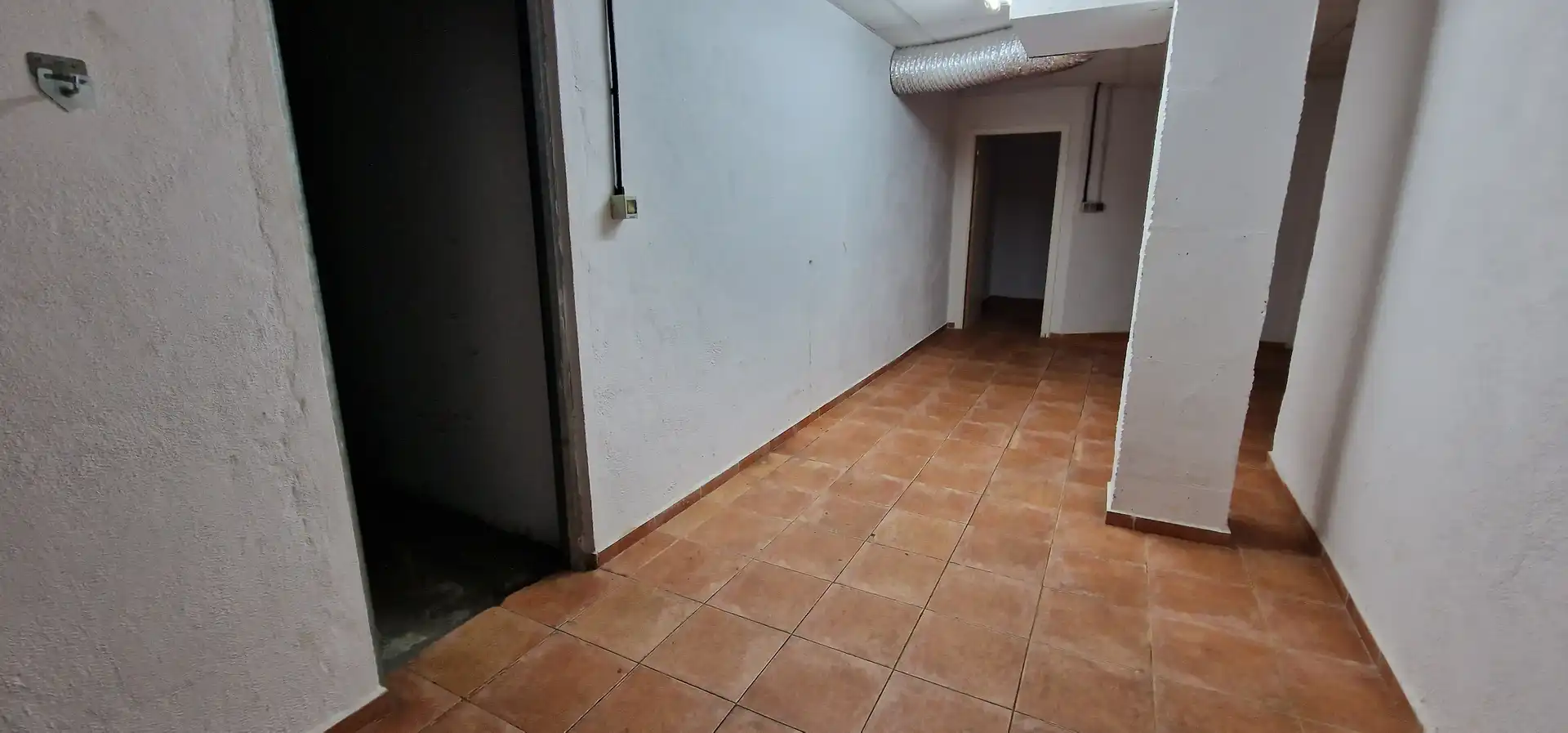 Commercial properties for sale in Lorca  with Air Conditioner