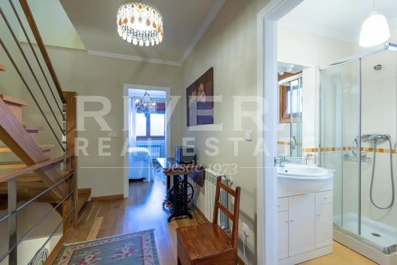 Casa o chalet en venta en Sanxenxo con Calefacción, Jardín privado y Parquet