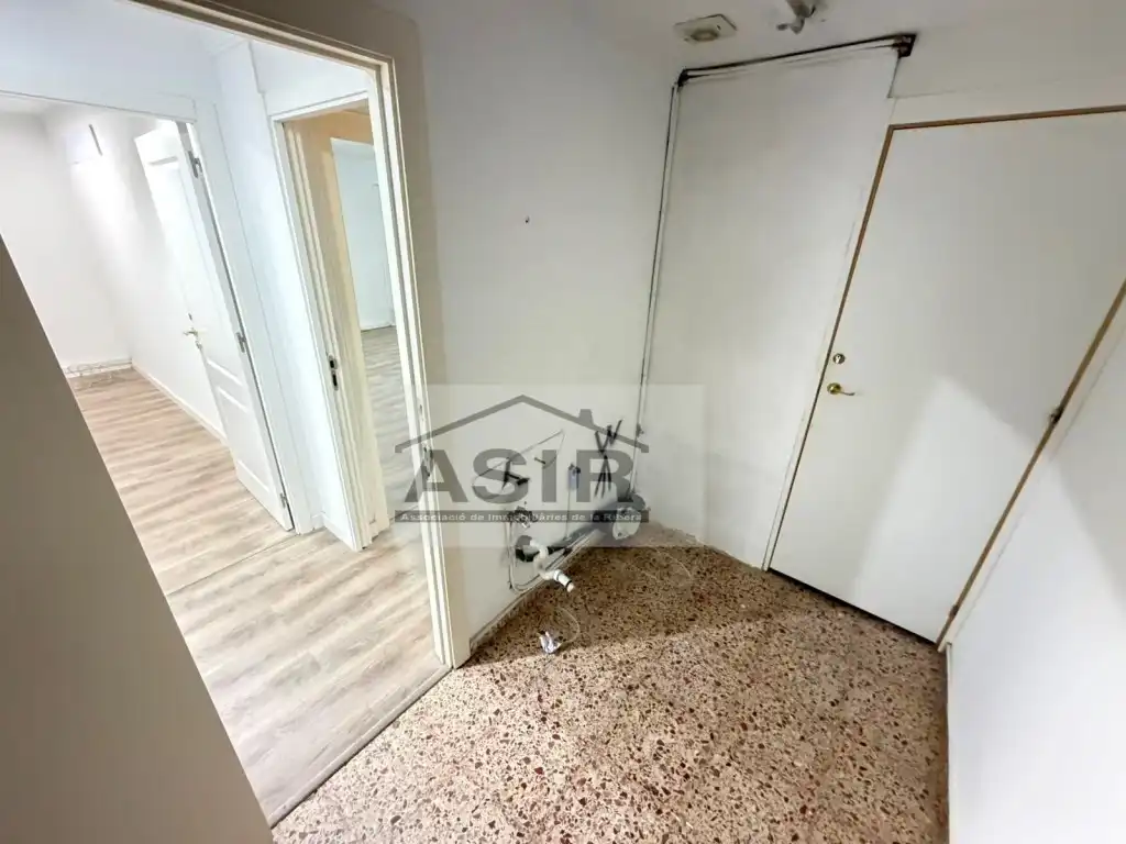Piso de alquiler en Alquenència - Venècia