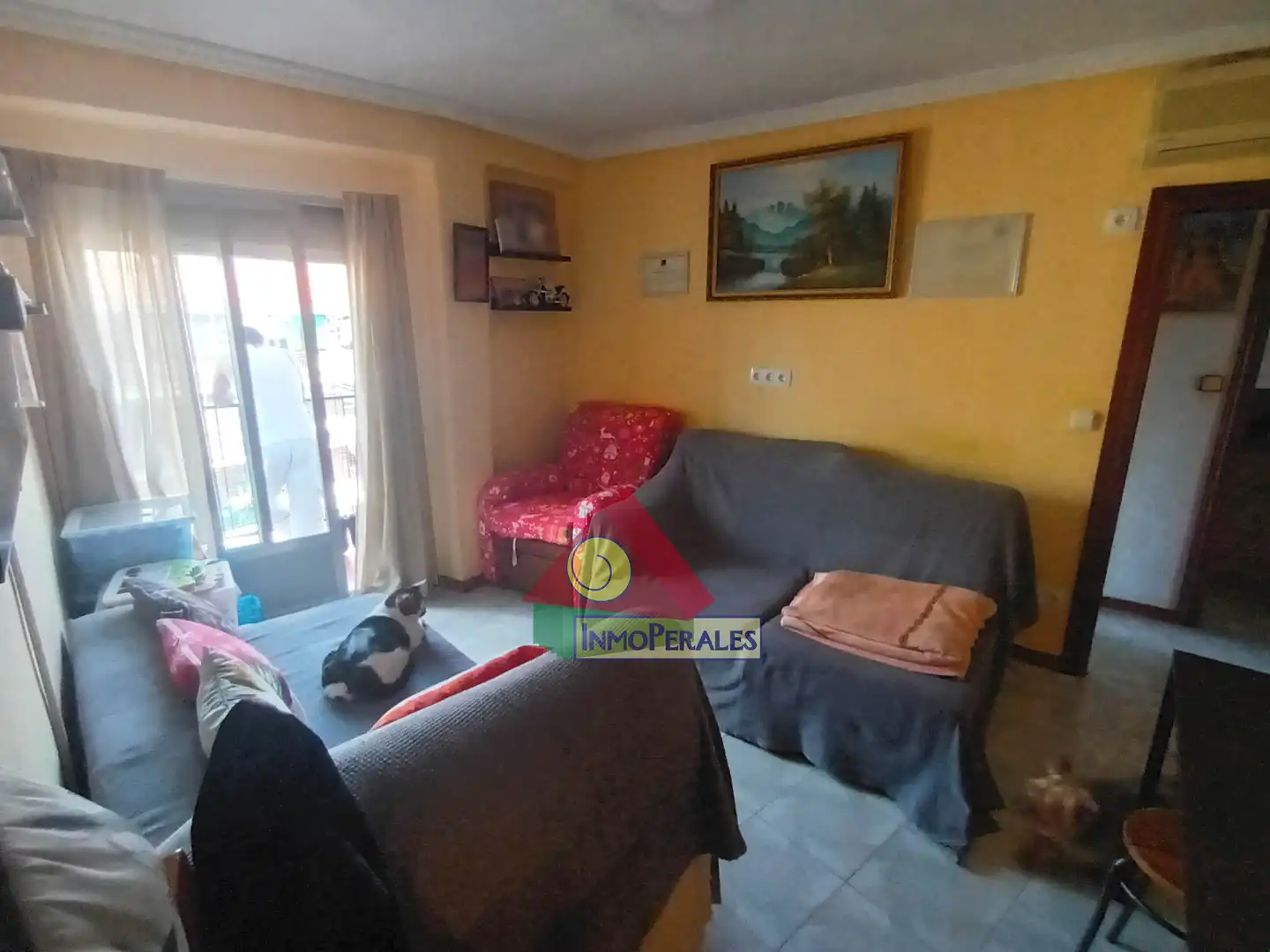 Wohnzimmer von Wohnung zum Verkauf in Madrid mit Klimaanlage und Balkon