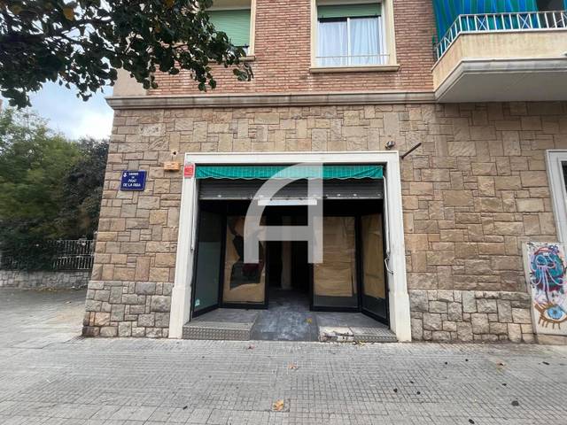 Local comercial en Alquiler en Prat de la Riba en Vallparadís - Antic Poble de Sant Pere